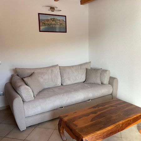 Apartments Vesna Tivat Bagian luar foto