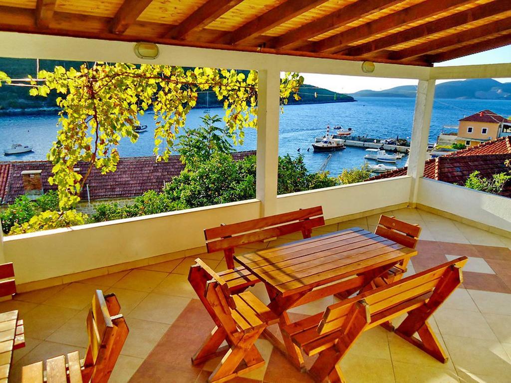 Apartments Vesna Tivat Ruang foto