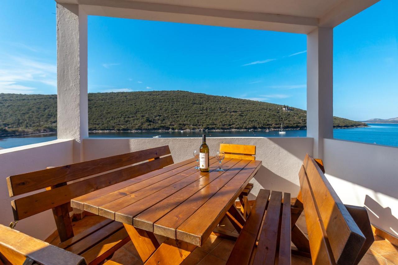 Apartments Vesna Tivat Bagian luar foto