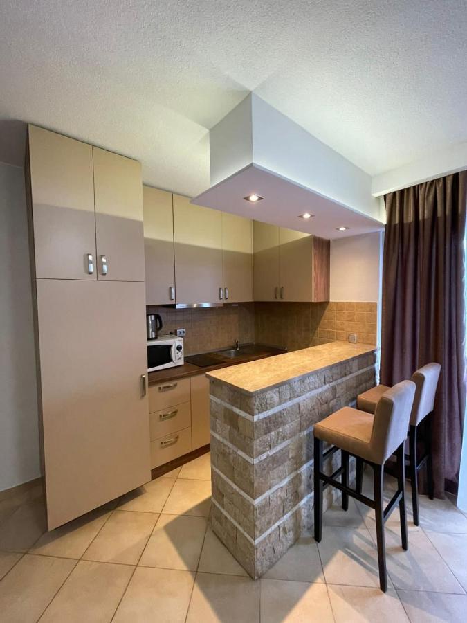 Apartments Vesna Tivat Bagian luar foto