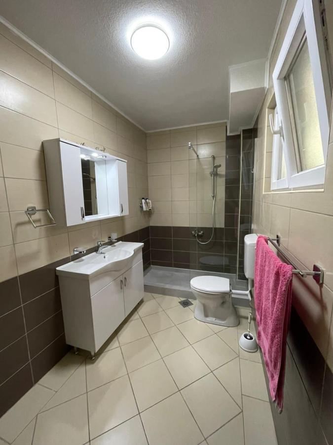 Apartments Vesna Tivat Bagian luar foto