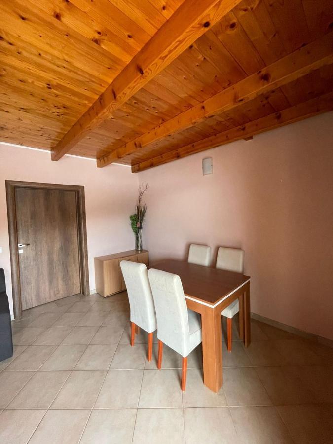 Apartments Vesna Tivat Bagian luar foto