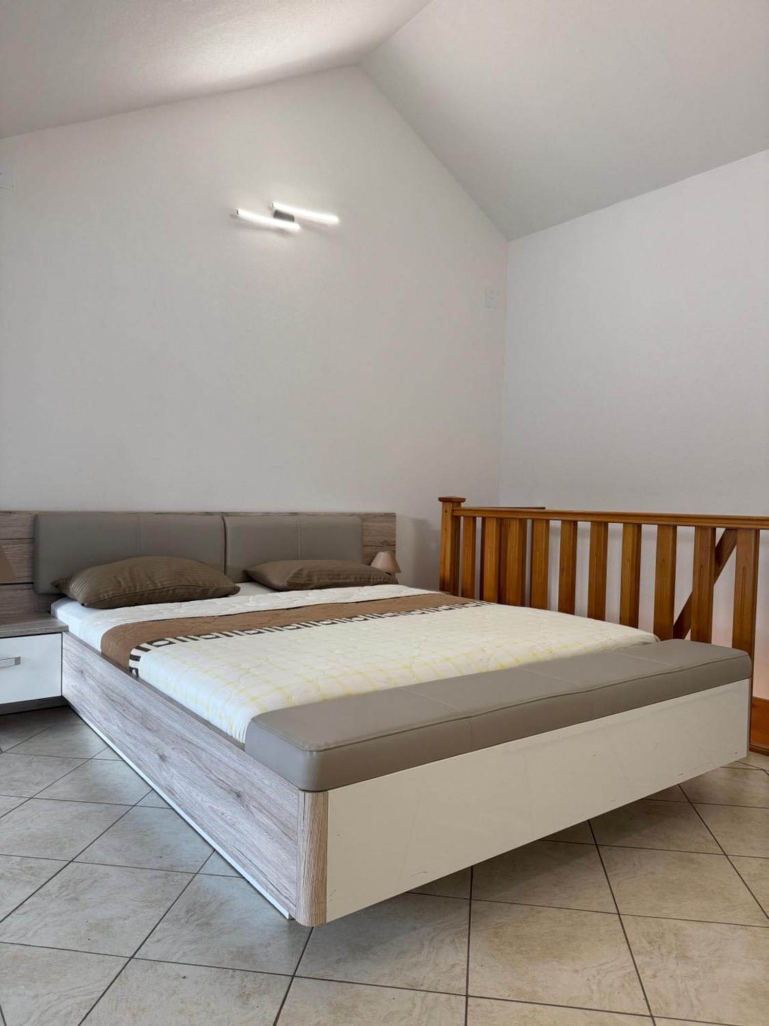 Apartments Vesna Tivat Bagian luar foto